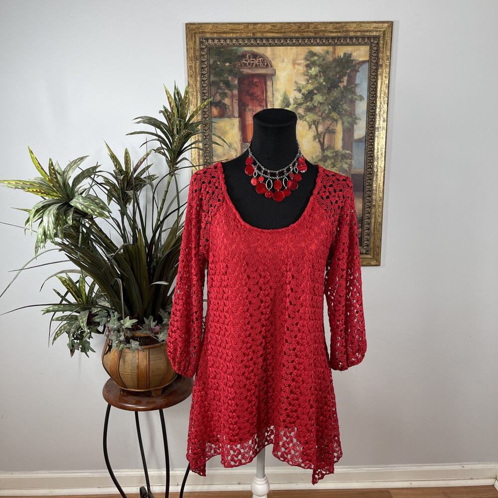 Dressbarn Women Red Lace Crochet Tunic Top Medium 3/4 Sleeve Boho USA